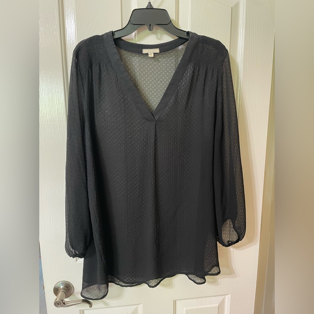 Pleione Black Relaxed V-Neck Tunic plus size 1x